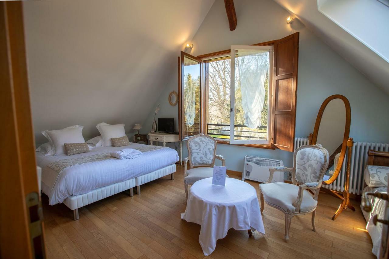 Отель Le Colombier De Hanches - Teritoria Экстерьер фото